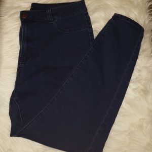 Forever 21💫Dark wash Jean's size 18